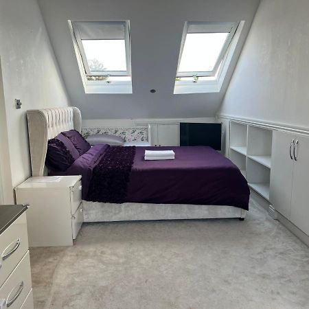 Deluxe Homestay Near Tottenham Hotspur Stadium Londen Buitenkant foto