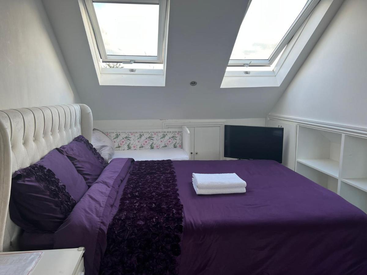 Deluxe Homestay Near Tottenham Hotspur Stadium Londen Buitenkant foto